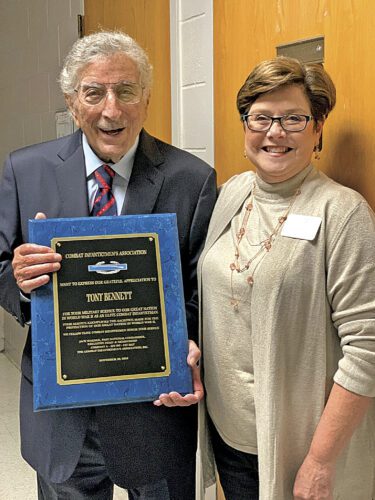 Combat Infantrymen’s Association looks back and again recognizes entertainer’s military service